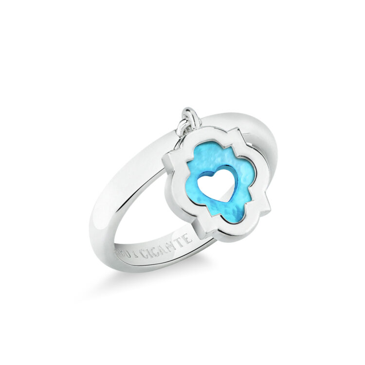 Anello con ciondolo pendente scudo simbolo cuore blu